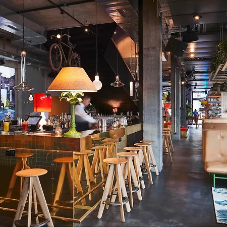 25hours Langstrasse 4* Curych