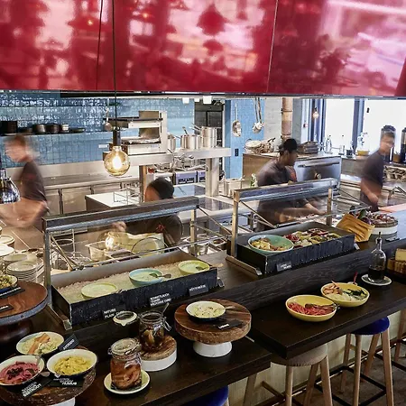 Hotell 25hours Langstrasse 4*