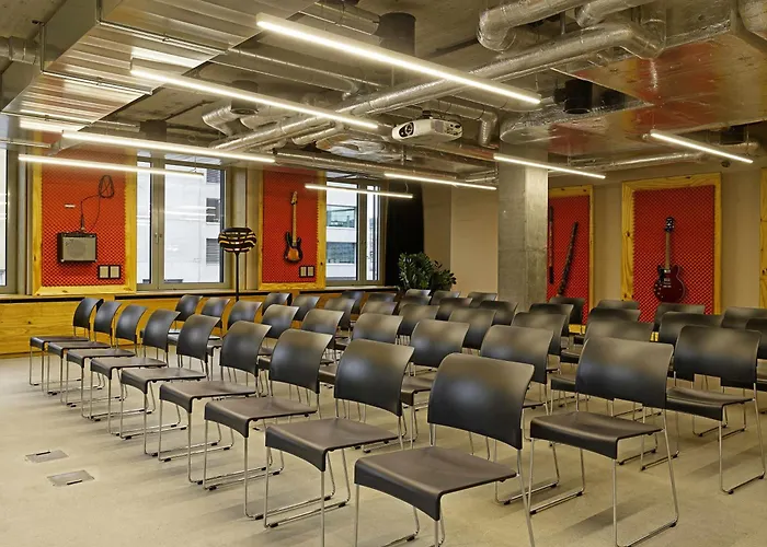 酒店 霍普巴恩霍夫25小时酒店