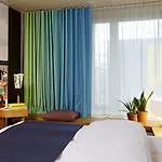 25hours Langstrasse 4*