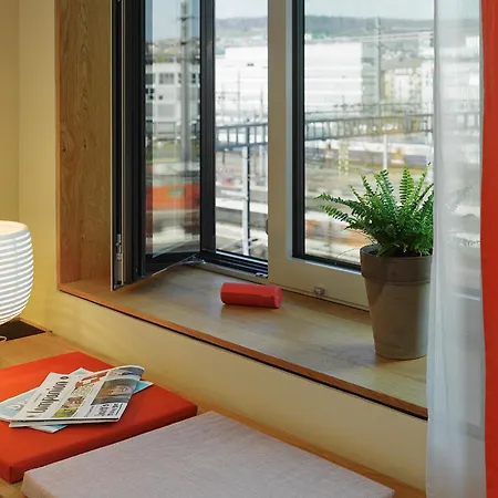 25hours Langstrasse 4*